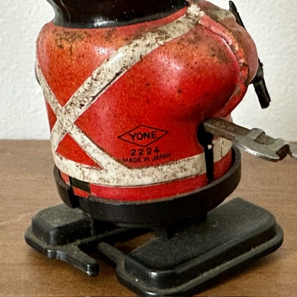 Yone Tin Plate Soldier 2